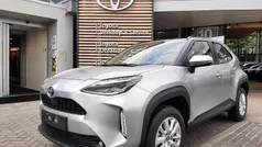 Grijs Gebruikt 2023 Toyota Yaris Cross Business Edition SUV | € 28.740 (Eerlijke prijs)