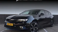 Zwart Gebruikt 2024 Opel Astra Stationwagen | € 30.495 (Goede deal)