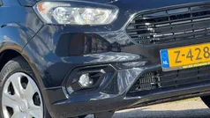 Zwart Gebruikt 2019 Ford Tourneo Courier Trend MPV | € 12.925 (Eerlijke prijs)
