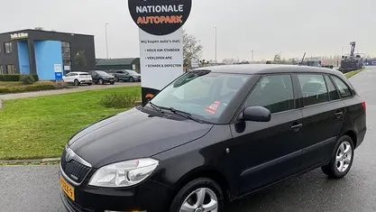 Zwart Gebruikt 2012 Skoda Fabia Business Line Stationwagen | € 1.950 (Eerlijke prijs)