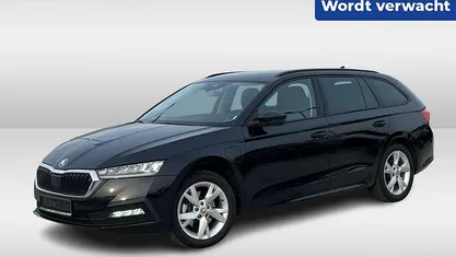 Occasion Skoda Octavia Ambition 150 PK (110 kW) 2022 Zwart Stationwagen
