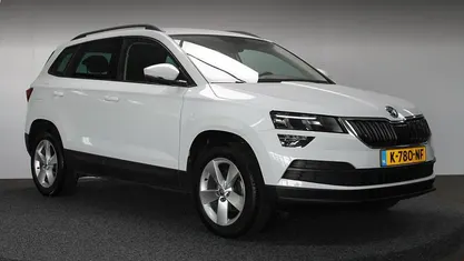Wit Gebruikt 2021 Skoda Karoq Business Line SUV | € 19.450 (Goede deal)