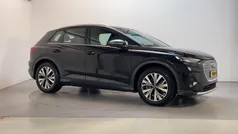 Zwart Gebruikt 2021 Audi Q4 e-tron Advanced Plus SUV | € 26.400 (Eerlijke prijs)