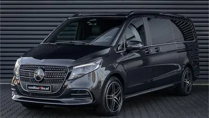 Occasion Mercedes V300 AMG line 241 PK (177 kW) 2025 MPV