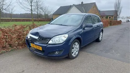 Occasion Opel Astra Executive 116 PK (85 kW) 2007 Blauw (metallic) Hatchback