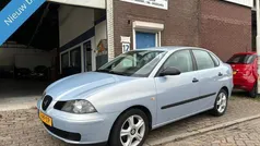 Blauw Gebruikt 2005 Seat Cordoba Sedan | € 1.249 (Eerlijke prijs)