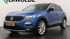 Blauw Gebruikt 2019 VW T-Roc Style SUV | € 18.295 (Eerlijke prijs)