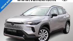 Gebruikt 2025 Toyota Corolla Cross Active SUV | € 40.385 (Eerlijke prijs)