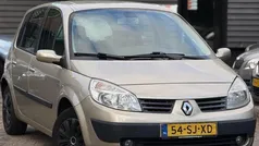 Gebruikt 2006 Renault Scénic II MPV | € 1.999 (Eerlijke prijs)
