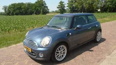 Gebruikt 2011 Mini Cooper Hatchback | € 6.750 (Eerlijke prijs)