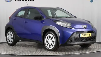 Gebruikt 2024 Toyota Aygo X Play SUV | € 19.690 (Eerlijke prijs)
