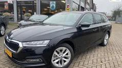 Gebruikt 2024 Skoda Octavia Business Line Stationwagen | € 28.950 (Eerlijke prijs)