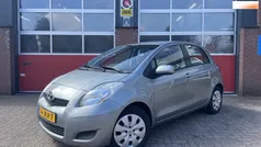 Grijs Gebruikt 2009 Toyota Yaris Hatchback | € 7.950 (Eerlijke prijs)