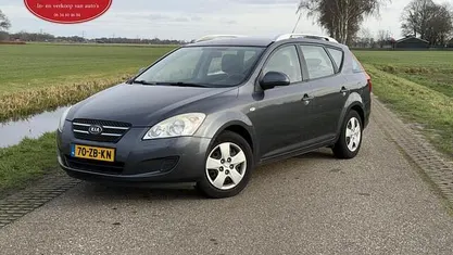 Occasion 2008 Kia Ceed Hatchback | € 1.950 (Eerlijke prijs)