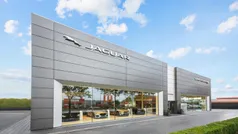 Gebruikt 2025 Land Rover Discovery Sport Dynamic SUV | € 75.137 (Eerlijke prijs)