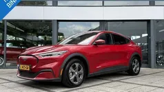 Rood Gebruikt 2021 Ford Mustang Mach-E SUV | € 23.850 (Eerlijke prijs)