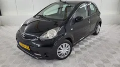 Gebruikt 2013 Toyota Aygo Hatchback | € 6.000 (Eerlijke prijs)