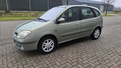 Occasion Renault Scénic 107 PK (78 kW) 2002 MPV