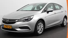 Grijs Gebruikt 2019 Opel Astra Business Hatchback | € 11.990 (Goede deal)
