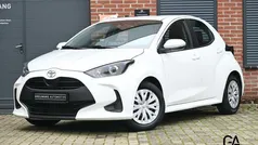 Wit Gebruikt 2022 Toyota Yaris Comfort Hatchback | € 15.500 (Eerlijke prijs)