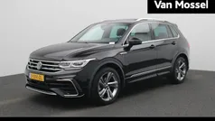 Zwart Gebruikt 2024 VW Tiguan Business SUV | € 48.400 (Eerlijke prijs)