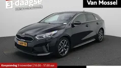 Zwart Gebruikt 2021 Kia ProCeed GT-Line Hatchback | € 23.845 (Eerlijke prijs)