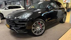 Zwart Gebruikt 2014 Porsche Macan Turbo SUV | € 34.900 (Eerlijke prijs)