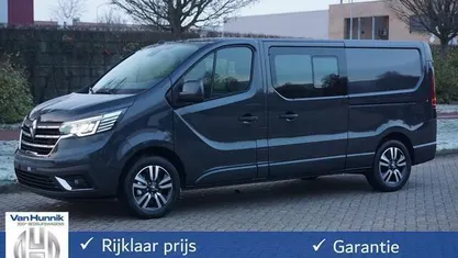 Occasion 2024 Renault Trafic Luxe MPV | € 39.650 (Eerlijke prijs)