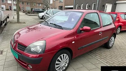Occasion Renault Clio II 98 PK (72 kW) 2003 Hatchback