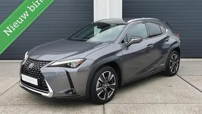 Occasion Lexus UX 250h Executive Line 184 PK (135 kW) 2019 Grijs SUV