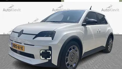 Wit Nieuw 2025 Renault R5 Evolution Hatchback | € 24.950 (Super prijs)