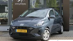 Grijs Gebruikt 2023 Hyundai i10 Comfort Hatchback | € 15.395 (Eerlijke prijs)