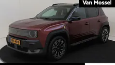 Rood Gebruikt 2025 Renault R4 Iconic SUV | € 35.940 (Super prijs)