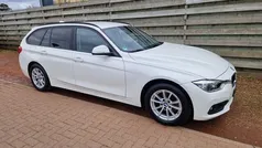 Wit Gebruikt 2018 BMW 320 Executive Stationwagen | € 21.950 (Super prijs)