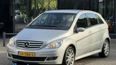 Grijs Gebruikt 2005 Mercedes B200 MPV | € 2.399 (Eerlijke prijs)
