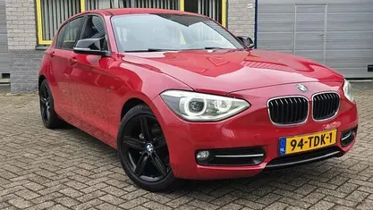 Rood Occasion 2012 BMW 116 Hatchback | € 7.950 (Eerlijke prijs)
