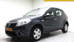 Grijs Gebruikt 2010 Dacia Sandero Lauréate Hatchback | € 2.999 (Eerlijke prijs)