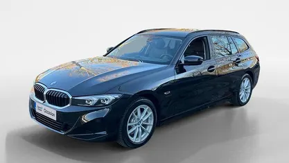 Occasion 2023 BMW 320e Stationwagen | € 30.745 (Eerlijke prijs)