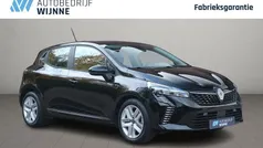 Zwart Gebruikt 2025 Renault Clio V Evolution Hatchback | € 19.940 (Eerlijke prijs)