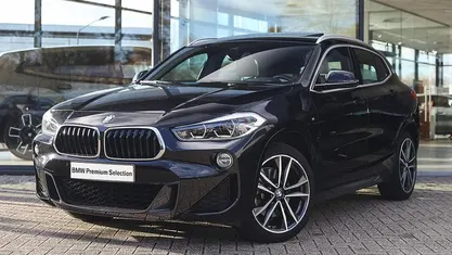 Zwart (metallic) Gebruikt 2020 BMW X2 Executive SUV | € 29.950 (Eerlijke prijs)