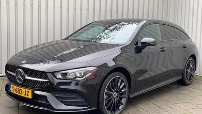 Occasion Mercedes CLA250 Shooting Brake AMG line 160 PK (117 kW) 2022 Zwart Stationwagen