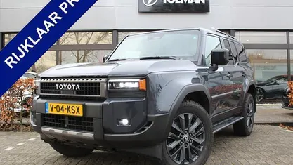 Grijs Occasion 2024 Toyota Land Cruiser Van | € 76.950 (Eerlijke prijs)