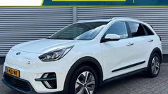 Wit Gebruikt 2021 Kia e-Niro 2 SUV | € 26.735 (Eerlijke prijs)