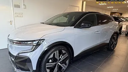 Occasion 2022 Renault Megane E-Tech Iconic Hatchback | € 21.950 (Goede deal)