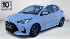 Wit Gebruikt 2021 Toyota Yaris Hybrid Hatchback | € 20.935 (Eerlijke prijs)