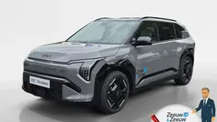 Grijs Gebruikt 2025 Kia EV3 4 SUV | € 44.945 (Eerlijke prijs)