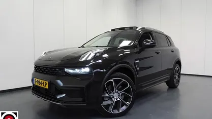 Zwart Gebruikt 2023 Lynk & Co 01 SUV | € 28.340 (Eerlijke prijs)