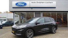 Zwart Gebruikt 2022 Ford Kuga ST-Line SUV | € 27.440 (Eerlijke prijs)