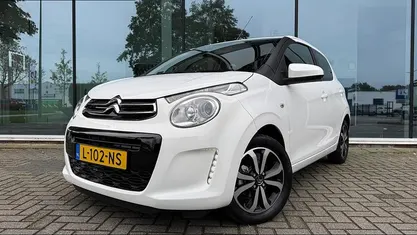 Wit Gebruikt 2021 Citroën C1 Shine Hatchback | € 10.440 (Eerlijke prijs)