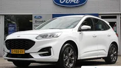 Wit Gebruikt 2023 Ford Kuga ST-Line SUV | € 26.895 (Eerlijke prijs)